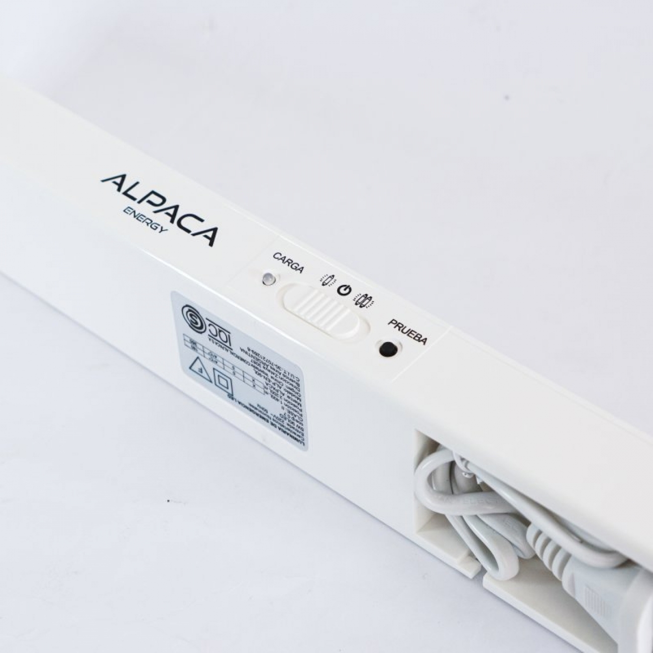 Imagen Luz De Emergencia Alpaca Alpen90 90 Leds 9 Hs Encend Auto