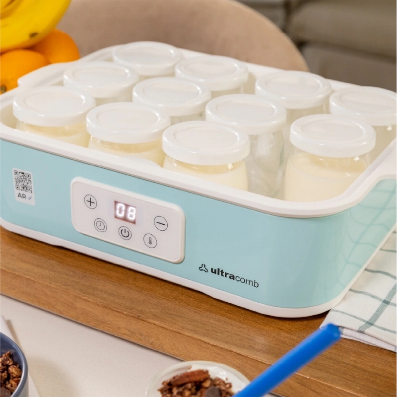 Imagen Yogurtera Ultracomb YG2712V 2&period;2 Lts 12 Vasos 210Ml